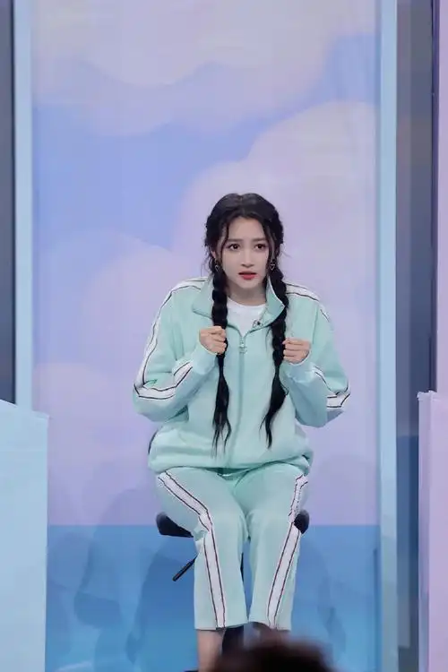 关晓彤王牌对王牌