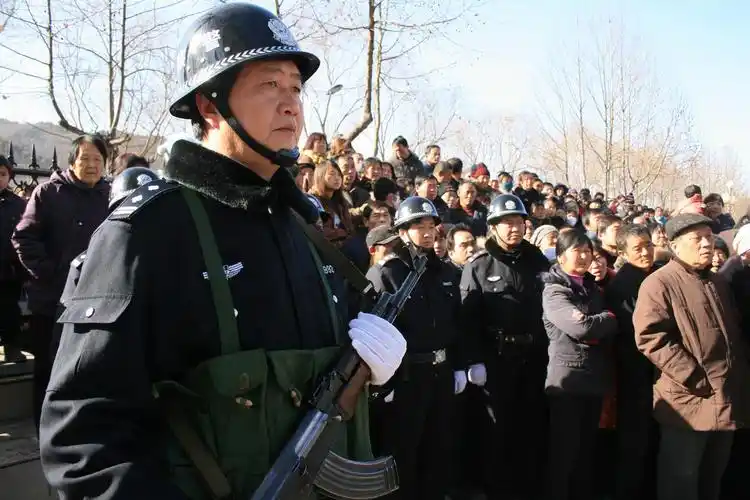 虹桥公安分局公捕一批犯罪嫌疑人