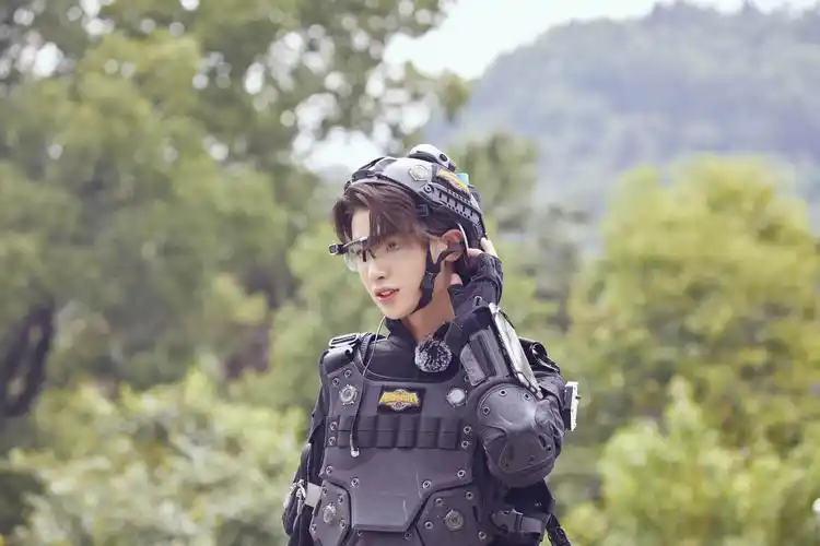 勇敢的世界乐华七子next无惧挑战展过人才智