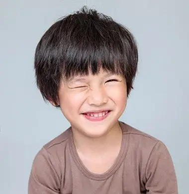 6岁小男孩最流行的发型 6周岁男孩个性发型