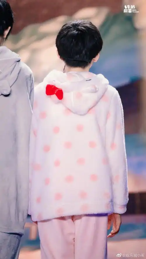 宋亚轩 少年如兰#宋亚轩背影成长向合集～小朋友有在好好长大@时代