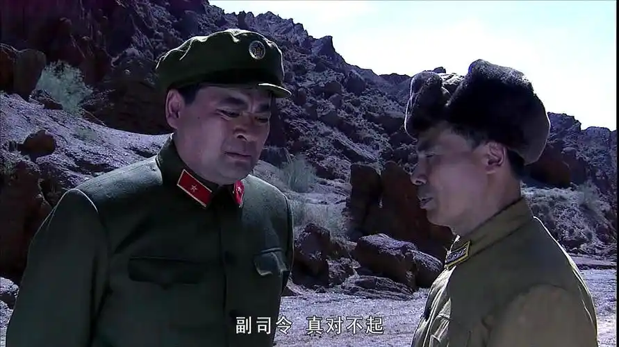 天啸:长官不服上司的命令,一听到对方的身份,瞬间就蔫了!