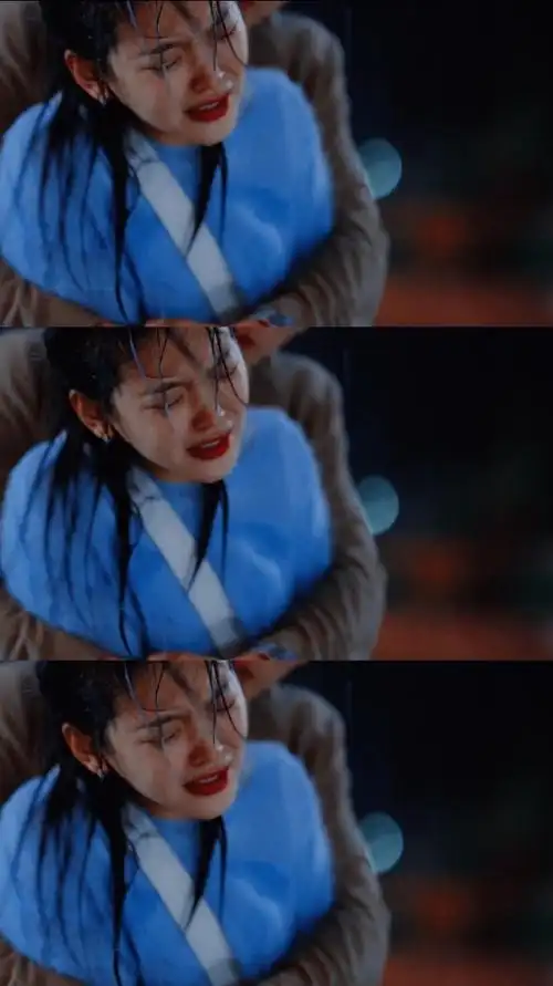 #章若楠雨中分手哭戏##章若楠眼圈一红就开虐了#