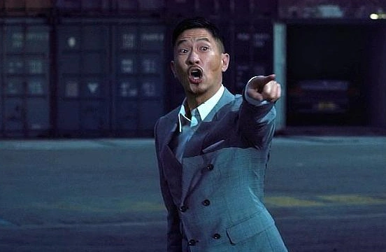 张家辉主动要求加吻戏导演安排一泰国变性人给他张家辉太委屈