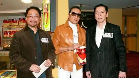 周润发是二哥,向华强是三哥,谢贤是四哥,看到大哥:真没想到