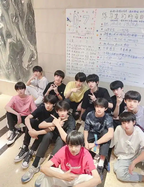 tf家族三代合照