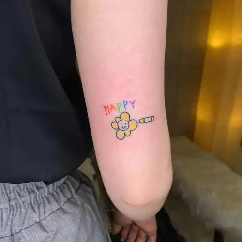 纹身图案分享适合女生的迷你彩色小纹身