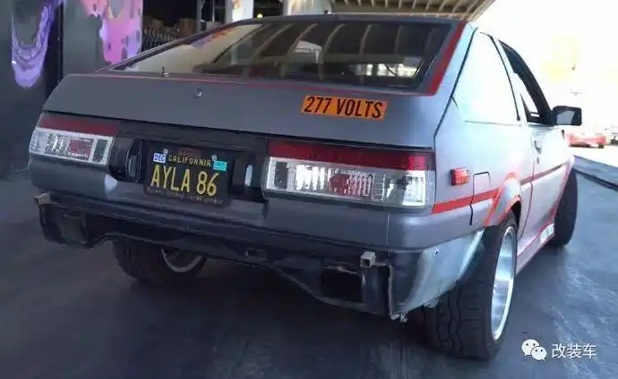 谁说电动汽车没有驾驭乐趣?这辆纯电版的ae86也能甩起来!