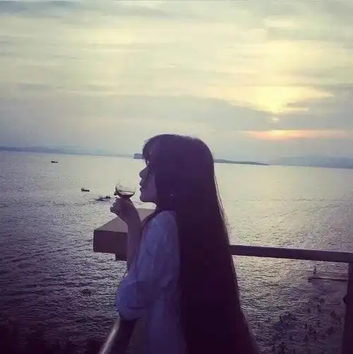 qq头像女生女神可爱浪漫唯美清新时尚简约大方