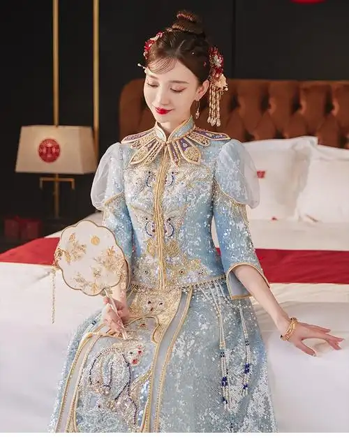 龙曼尼仕冰蓝色秀禾服新娘2022新款结婚礼服女婚纱中式龙凤褂显年轻款