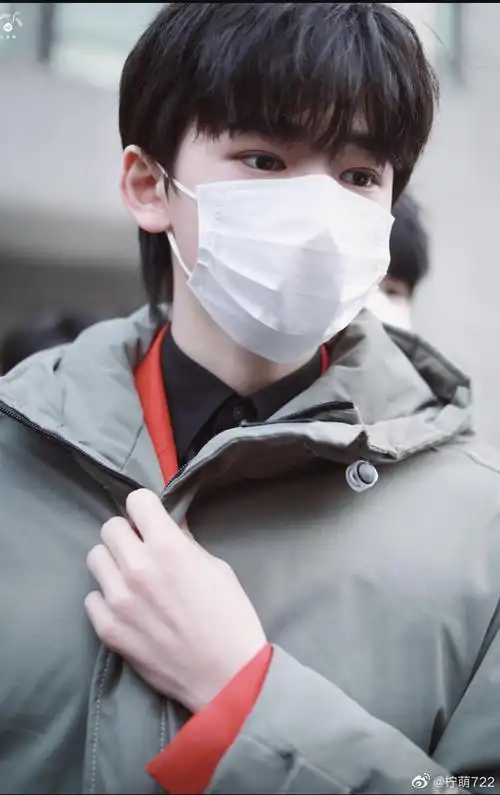 宋亚轩手控福利(他的手是十八楼最好看的!