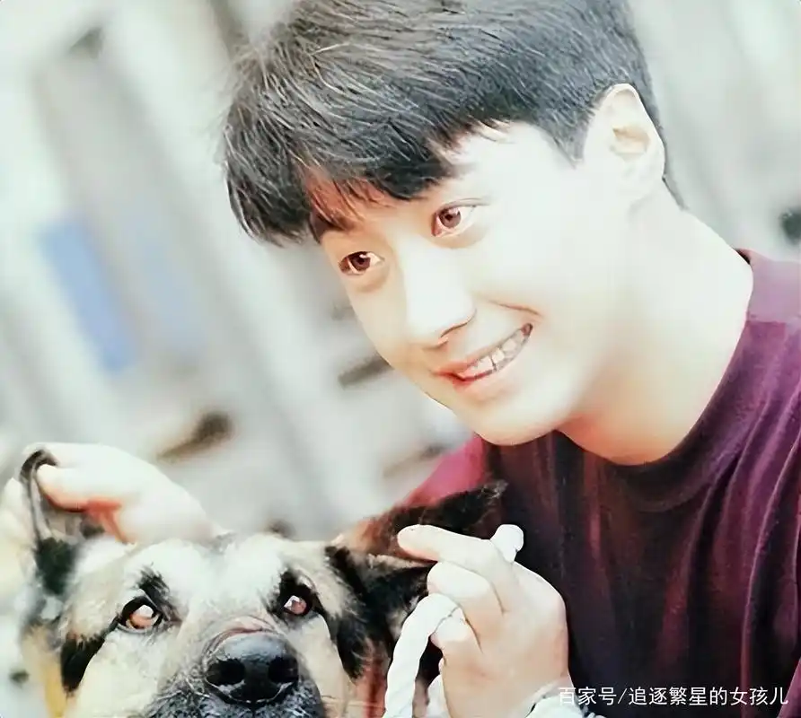 90年代的"香港四大天王"到底有多帅,黎明郭富城谁能更胜一筹?