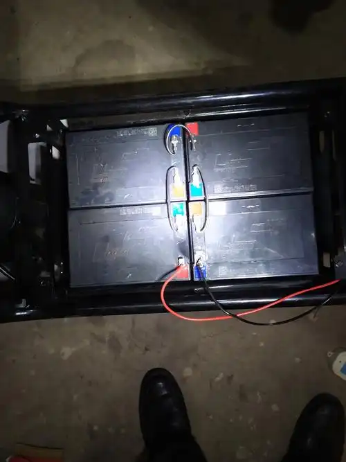 电动车电瓶连接方法