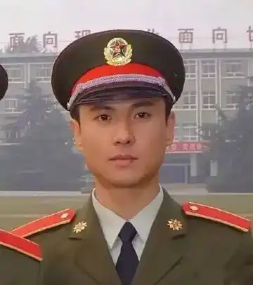 靠一张脸混入娱乐圈军艺校草沈腾远没有你想得简单