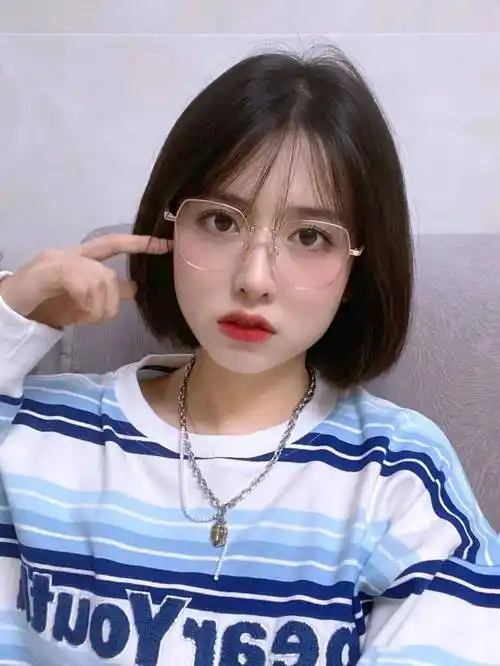 这几款流行的女生短发发型,你喜欢哪一款!_刘海_空气_感觉