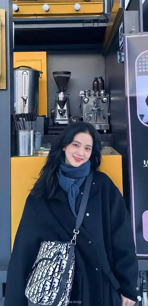 金智秀壁纸|你可爱一点 生活就可爱一点