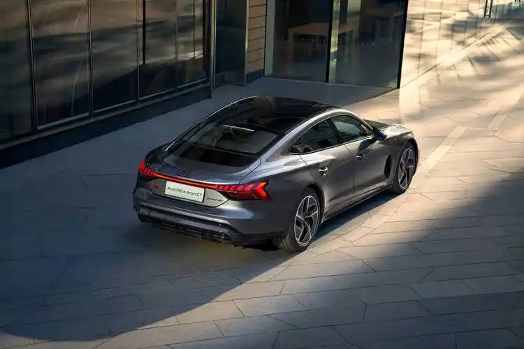 首款豪华纯电gt跑车 奥迪rs e-tron gt正式上市_搜狐汽车_搜狐网
