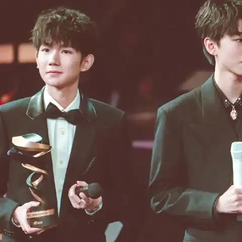 那些你不知道的"凯源"同框,cp粉一波回忆涌上头_腾讯新闻