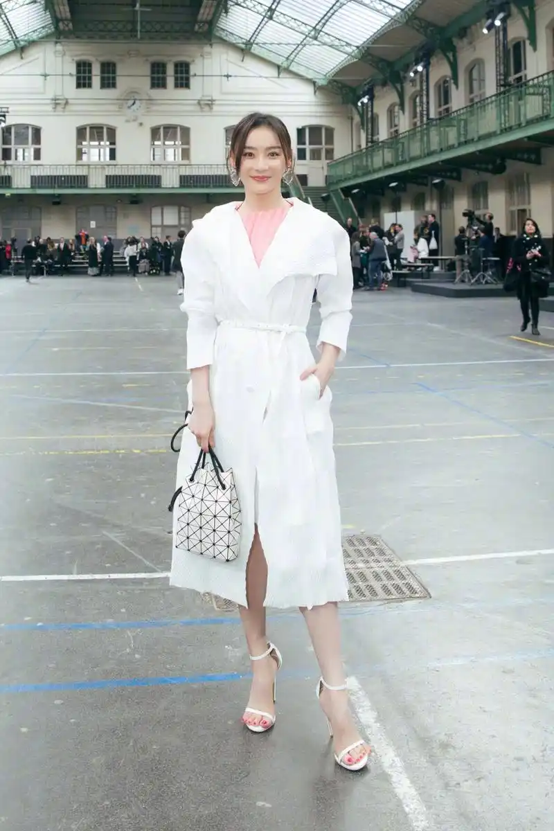 袁姗姗  粉嫩玉足合集