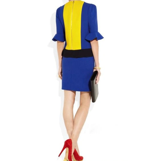 新手必学的撞色搭配准则【图】  1,全身色彩以不超过三种颜色为宜