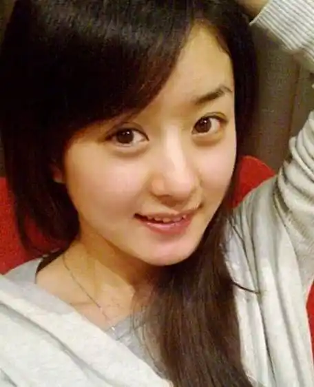 赵丽颖卸妆后打60分,迪丽热巴打89分,而她100分都嫌少_身体_面部_感觉