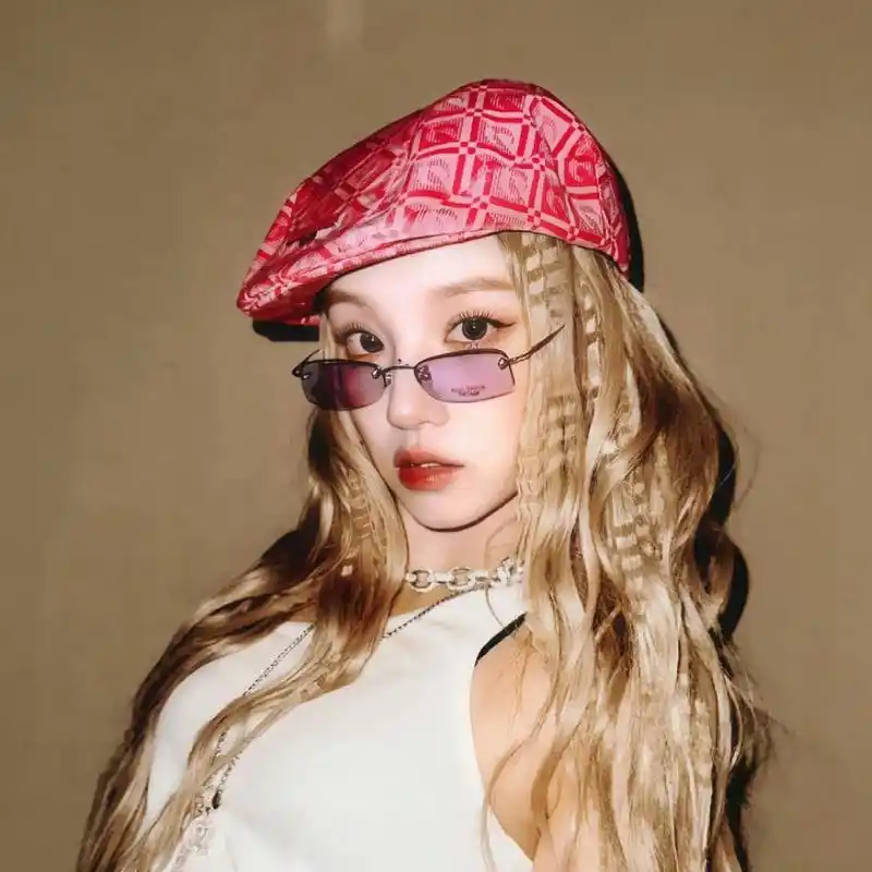 (g)i-die|宋雨琦 绝美头像 宋雨琦(yuqi),1999年9月23日出生于北京市