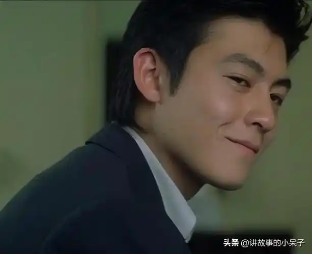 主演: 陈冠希 / 余文乐 / 曾志伟 / 黄秋生 / 吴镇宇等《无间道》的几