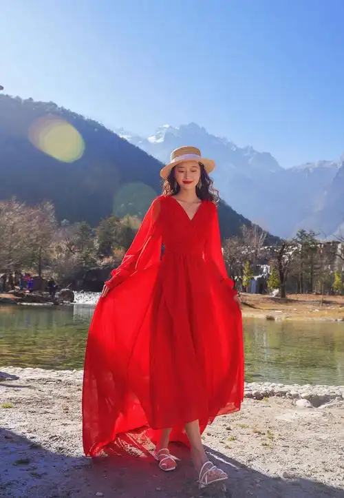 红色旅拍云南旅游裙民族复古风显瘦收腰大摆连衣长裙子仙女裙