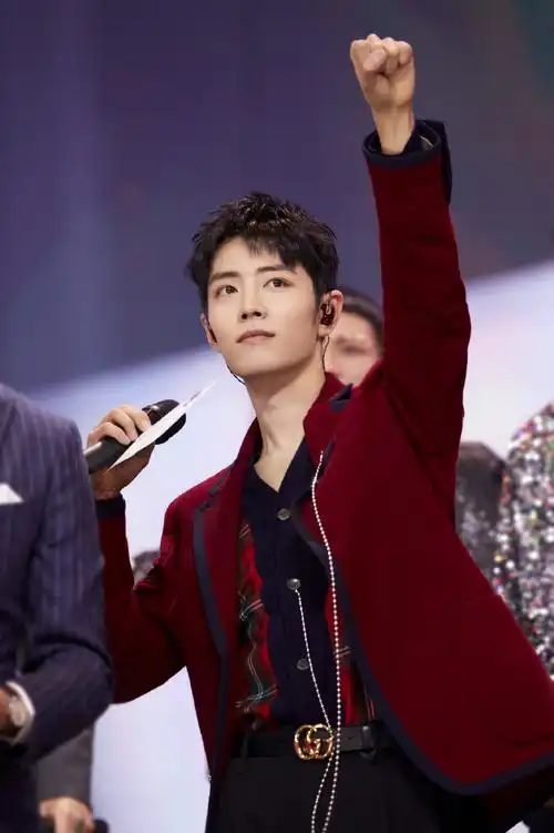 肖战东方卫视跨年