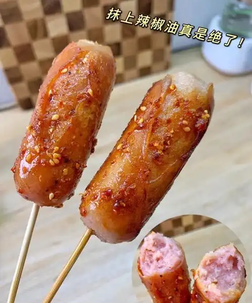 抖音坐等手拿十根烤肠图片实拍表情包高清版 v1.