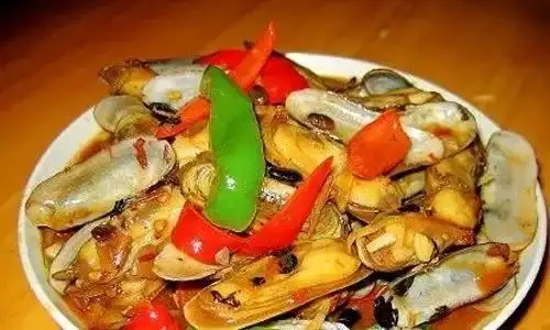 没什么坎是一顿雷州美食解决不了的如果有那就两顿