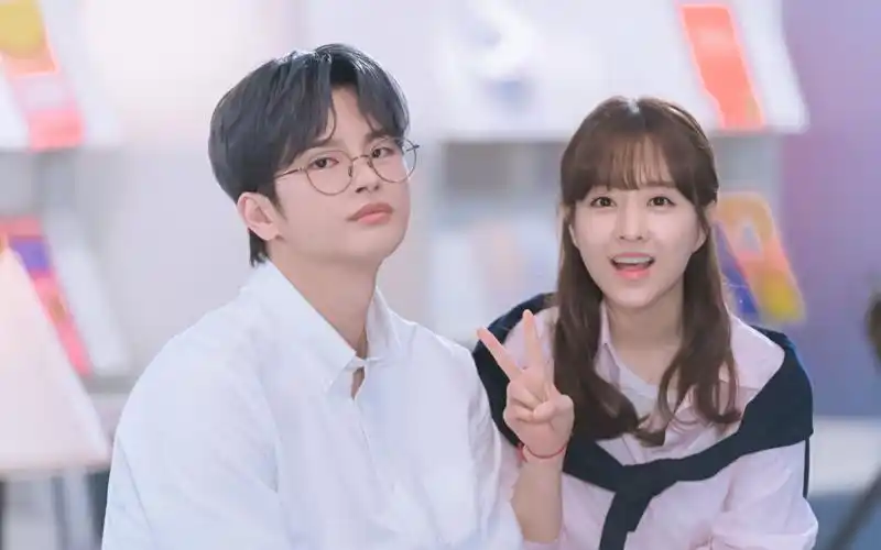 【朴宝英&徐仁国】 是bboing啊!