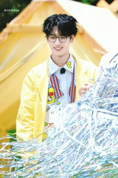 严浩翔极挑开卡丁车##严浩翔卷毛小熊