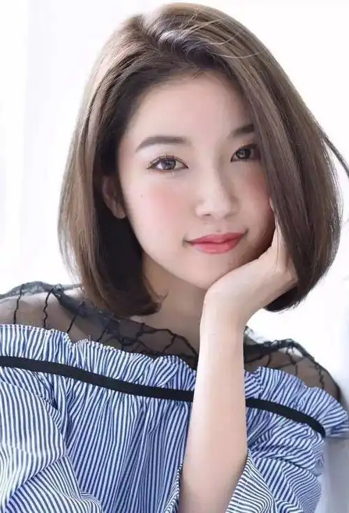 额头低脸大女生如何剪短发 解放双手的女生短头发_发型造型_宝妈时尚