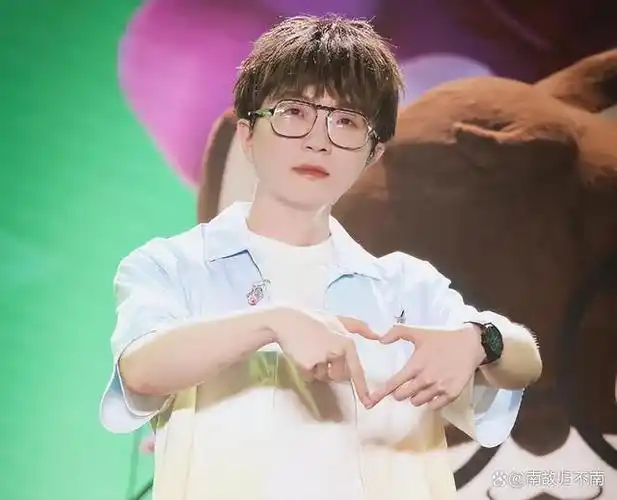 业余巨星毛不易,时隔多年,现如今已不再是"少年李宗盛"