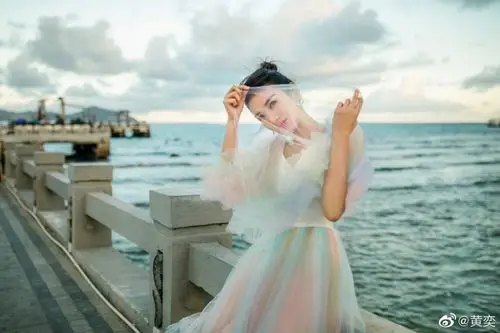 黄奕- 堆糖,美图壁纸兴趣社区