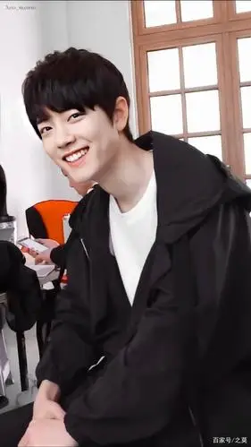 早期圆脸肖战的搞怪跟现在的肖战有这几个区别