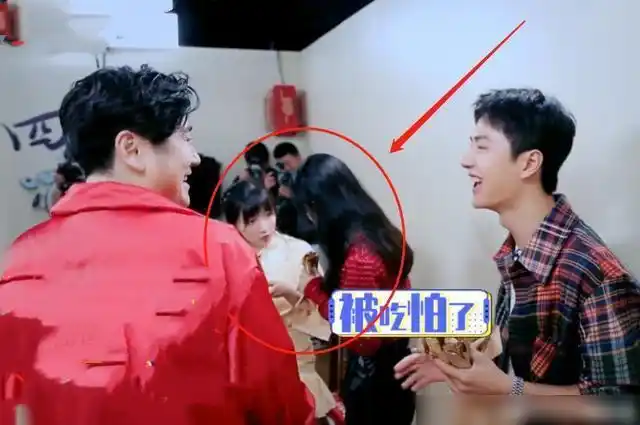 赵丽颖王一博同框天天向上cp感十足快本相爱相杀