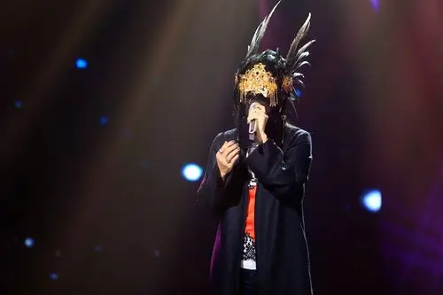 那英正式加盟《蒙面唱将》 两年"蒙面梦"终圆