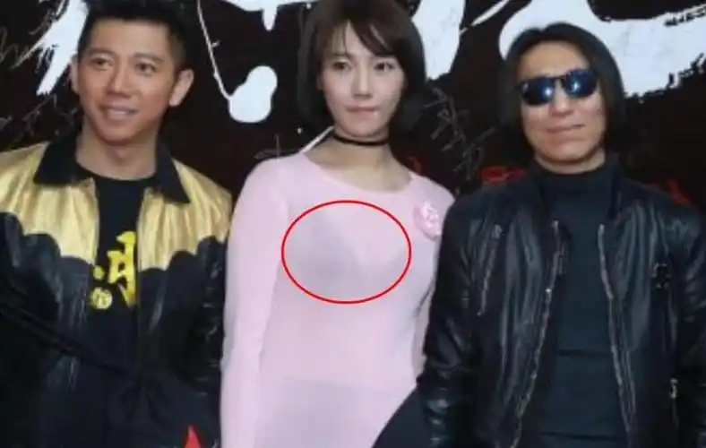 有一种"一指禅"叫白百何,亮点太突出,网友:任谁都挪不开眼