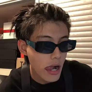 qq帅气头像男生霸气冷酷真人图片