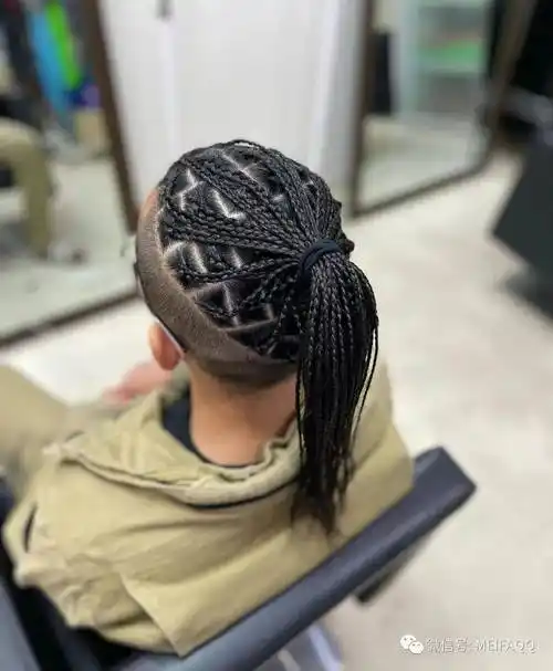 超酷男生版小辫子帅气又有型