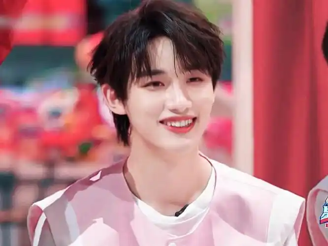 丁程鑫你好星期六##丁程鑫干完坏事藏不了一点