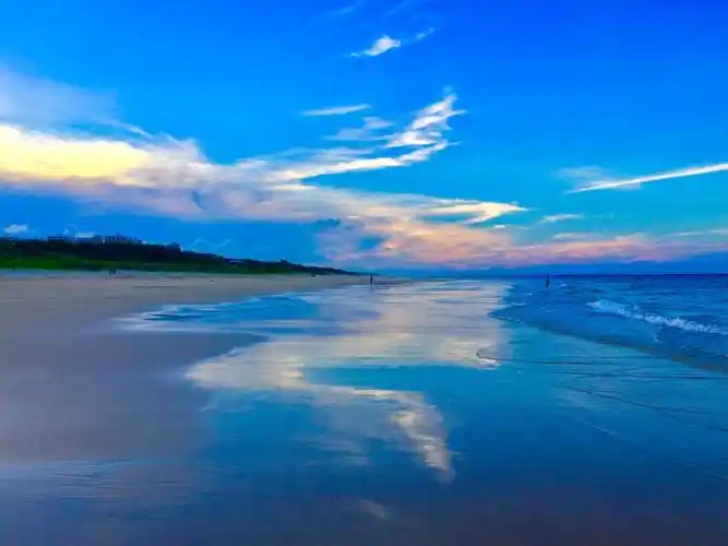 天边的那片云彩