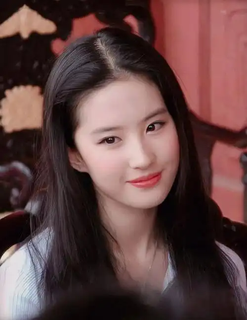 为什么刘亦菲成不了整容模板?