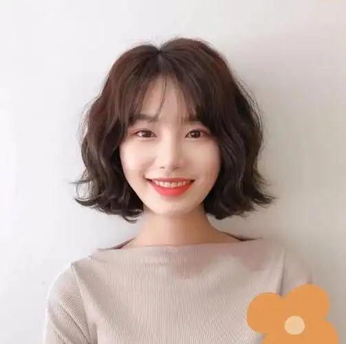 可以出门的发箍拯救头不过这和大妈泡面头有区别吗#法式烫发蛋卷头