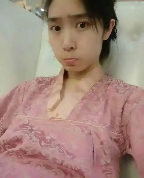 平胸大赛,真是惨绝人寰 ~~!