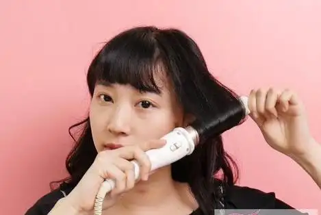 卷发棒卷头发多少度合适卷发棒会烫到自己吗