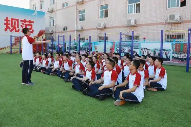 成长蜕变 致敬未来|记石家庄精英中学高一新生开学这十天