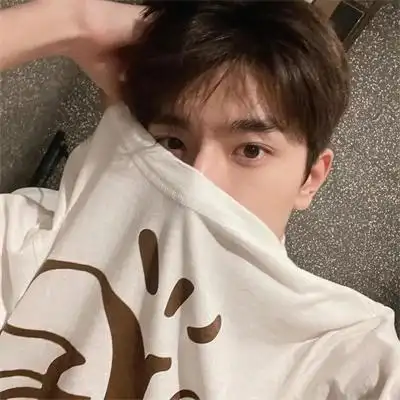 阳光温暖男生帅气头像干净阳光男生头像图片